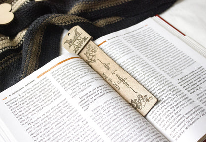 Personalized Wooden Guest Bookmark, Wedding Favor Gift, Engraved Bookmark Gift for Guest, Custom Wooden Bookmarks in Bulk Guest Gift