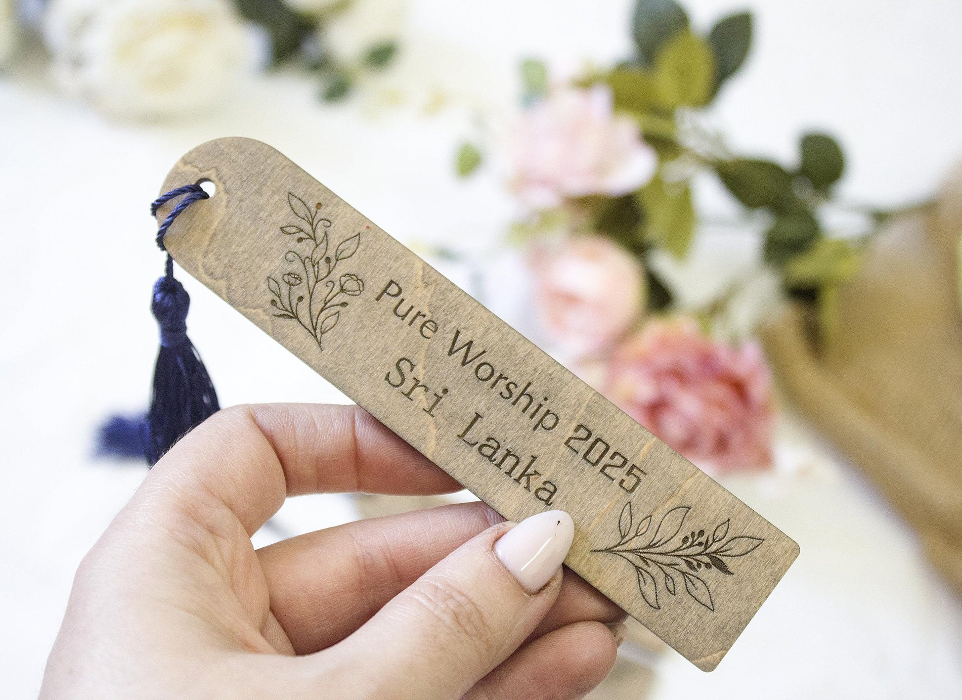 Wedding Bookmark Favors, Personalized Bookmark Favor Gift, Wooden Place Cards, Bridal Shower Keepsakes, Gift for Guest